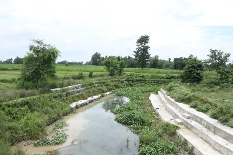 काकाकुल मधेश : सोती खोलाको मुहान अतिक्रमणको चपेटामा